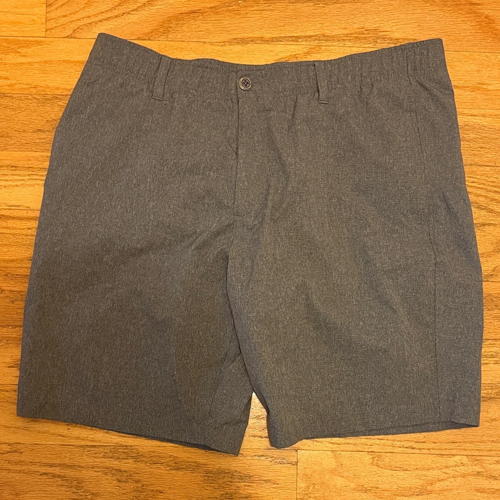 Under Armour Golf Vented Shorts -Heathered Gray